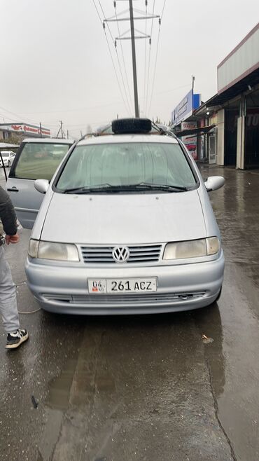 спортивный автомобиль: Volkswagen Sharan: 1996 г., 2.8 л, Механика, Бензин, Минивэн