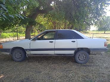 мотор жок: Audi 100: 1989 г., Кол менен иштөөчү, Бензин, Седан — 7