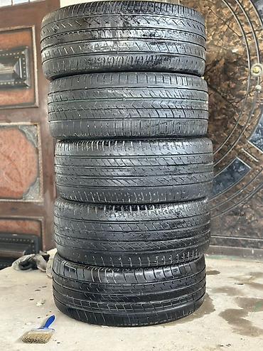 190 masin: Kumho Ecsta MX lastik dəsti - Ölçü: 235/45 ZR18 98W (şin üzərində — 1