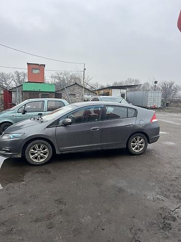 Honda: Honda Insight: 2009 г., 1.3 л, Вариатор, Гибрид, Хэтчбэк — 2