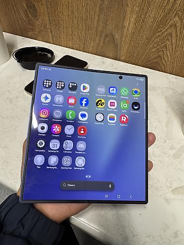 Мобильные телефоны и аксессуары: Samsung Galaxy Z Fold5, синий - Форм‑фактор: складной — 4