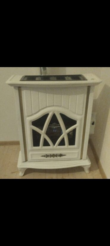 1 kub taxta: İran sobasi 120 kv 
80 azn ünvan bine Güler2 kod 0043