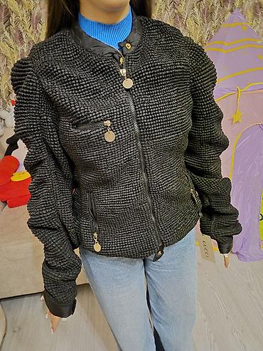 jaket: Jaket heç geyilmeyib Gucci firmasınındır etiketi üzerinde — 1