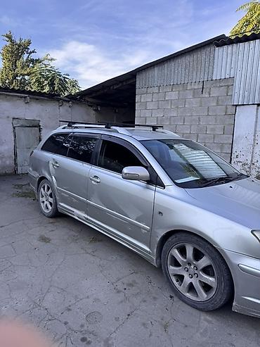 Продажа авто: Toyota Avensis: 2004 г., 2 л, Автомат, Бензин, Универсал — 4