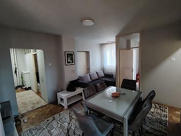 Dugoročni najam stanova: U Šapcu, na Trkalištu, prodaje se prazan dvoiposoban stan od 66 — 5