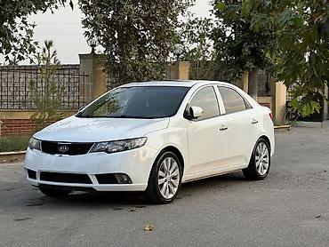 Kia: Kia Cerato: 2 l | 2010 il Sedan — 4