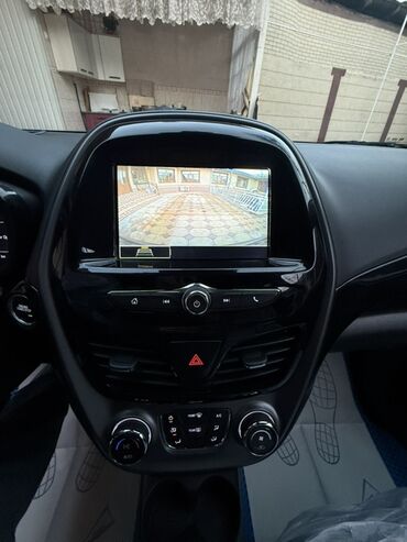 Chevrolet: Chevrolet Spark: 2018 г., 1 л, Вариатор, Бензин, Хэтчбэк — 15