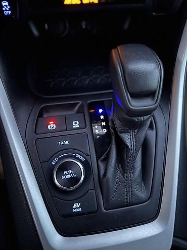 Toyota: Toyota RAV4: 2020 г., 2.5 л, Автомат, Гибрид, Кроссовер — 11