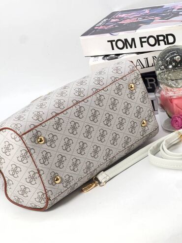 Torbe: Tasne 
pk — 10