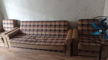 Divan və kreslo dəstləri: Klassik divan, Divan
