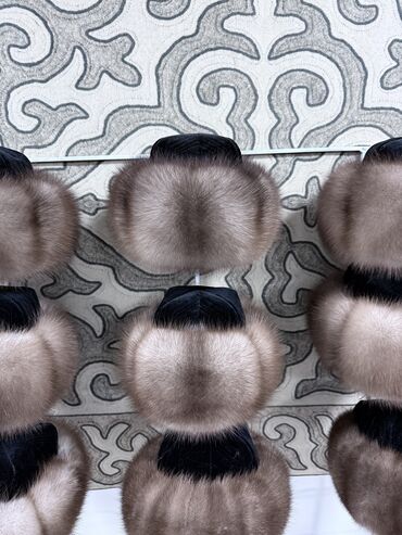 Головные уборы: Норка тебетейдин түрлөлү, суусар тебетейдин түрлөрү,тумактын түрлөрү — 25