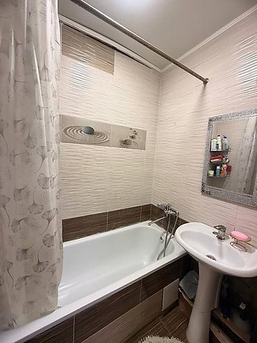 Продажа квартир: 3 комнаты, 60 м², Кудайберген авторынок 105 серия, 1 этаж, Дизайнерский ремонт — 5