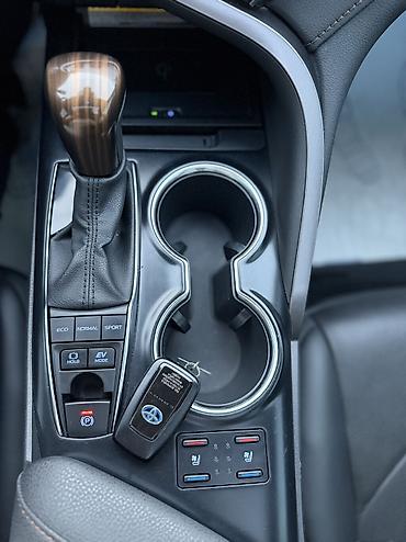 лобовое стекло на камри: Toyota Camry: 2020 г., 2.5 л, Автомат, Гибрид, Седан — 6