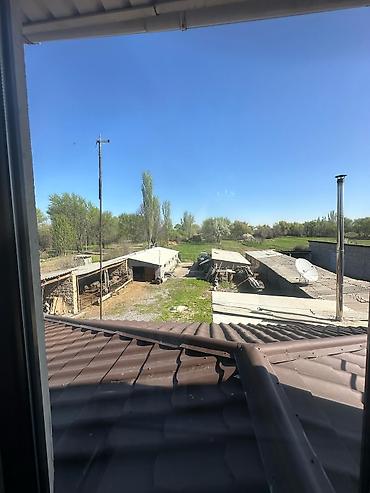 Продажа коттеджей и домов: Продаётся уютный мансардный дом вместе землей 23 гектара,построенный с — 6