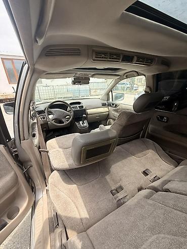 mitsubisi: Mitsubishi Space Wagon: 2.4 l | 2000 il 440000 km Van/Minivan — 6