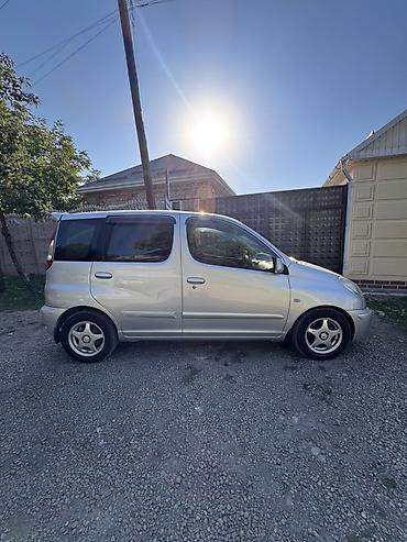 тико лабавой: Toyota Funcargo: 2003 г., 1.3 л, Автомат, Бензин, Лифтбек — 8