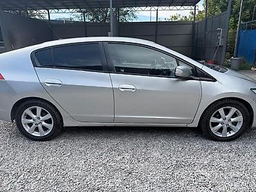 авторынок унаа: Honda Insight: 2010 г., 1.3 л, Вариатор, Гибрид, Хетчбек — 3