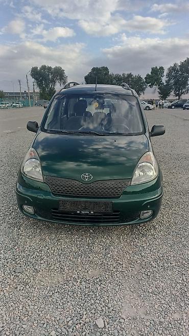версио: Toyota Yaris Verso: 2002 г., 1.3 л, Бензин, Минивэн — 3