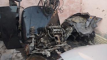 priora siti satilir: Saab 9-5 (I nəsil, təxminən 1998–2005) üçün ehtiyat hissələri - Ön — 6