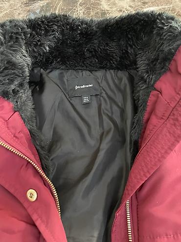 qiz usaq geyimleri: Bordo kurtka Stradivarius markasi.164 manata almisam genclik — 3