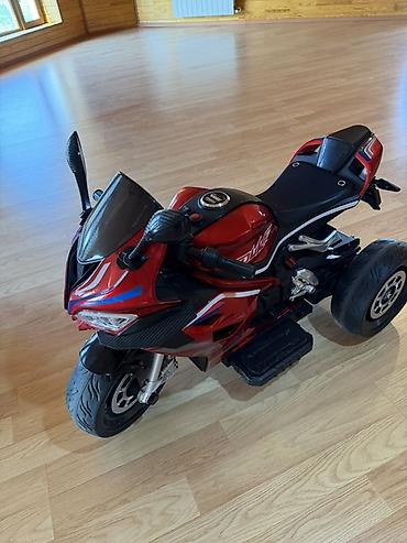 yamaha r3: Uşaq üçün elektrikli üçtəkərli motosiklet
Yenidir — 2