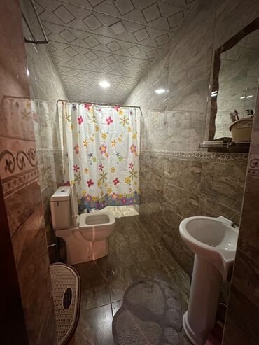 Həyət evləri və villaların satışı: Köhnə Günəşli 4 otaqlı, 120 kv. m, Kredit yoxdur, Orta təmir — 8