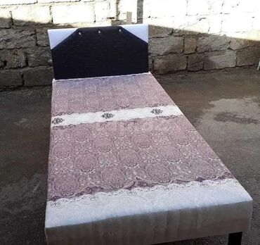 Başqa xidmətlər: Təzə çarpayılar. 1 nəfərlik çarpayılar 60 manat. 2 nəfərlik taxt 110 — 4