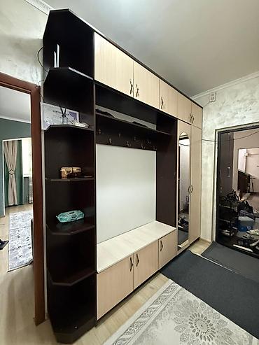 Гарнитуры для прихожей: Прихожая-гарнитур с зеркалом и множеством систем хранения. Состав и — 8