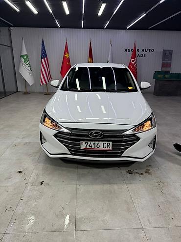 тиков: Hyundai Elantra: 2019 г., 2 л, Автомат, Бензин, Седан — 2