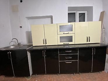 Продается б/ у кухонный гарнитур, состояние ближе к идеалу. Материал