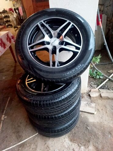 formula tekerler: İşlənmiş Disk təkər Hyundai 195 / 65 / R 15, 5 Boltlu