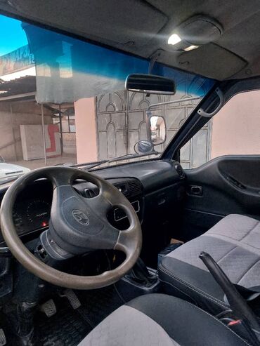 экскаватор пагрузчик: Кабина Hyundai