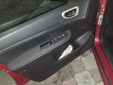 Peugeot: Peugeot 307: 2007 г., 2 л, Автомат, Бензин — 6