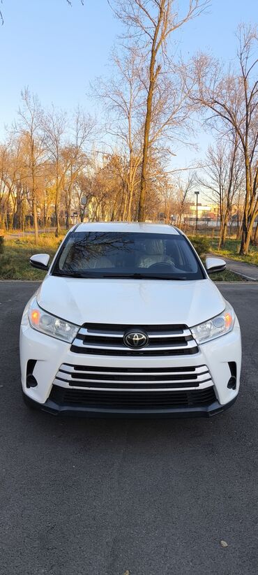 Toyota: Toyota Highlander: 2019 г., 2.7 л, Автомат, Бензин, Кроссовер