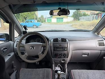 2 gz: Mazda PREMACY: 2000 г., 2 л, Механика, Газ, Хэтчбэк — 4