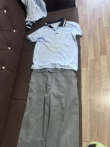 серые мужские кардиганы: Mekteb formasi yaxsi veziyetde 2 kofda uzun qol ve qisa qol jaket — 4