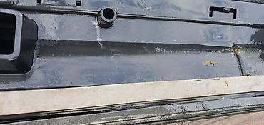 forma ideale flekeri: DESNA LAJSNA VRATA ZA AUDI Q7 | Audi q7 desna lajsna vrata 15-19 4m0 — 5