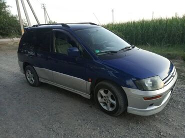 обмен на частный дом: Мини-тракторы Mitsubishi Space Runner: 2000 г., 2.4 л, Механика, Бензин