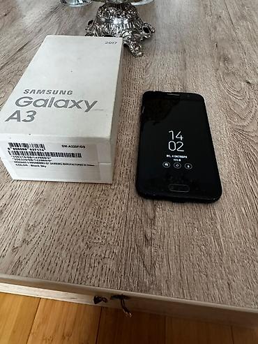 honor 8 s: Samsung Galaxy A3 2017, 16 GB, rəng - Qara, İki sim kartlı — 2