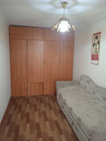 суточный квартира ош зайнабидинова: 2 комнаты, Собственник, С мебелью полностью