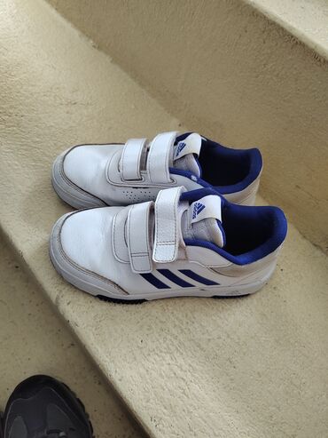 nehodajuce cipelice za devojcice: Adidas, Veličina - 32