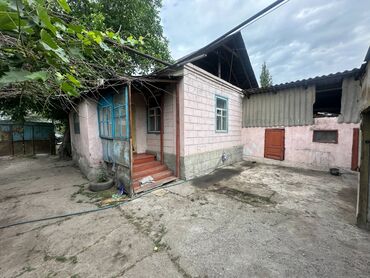 кара балта продаю участок: Дом, 80 м², 4 комнаты, Агентство недвижимости, Старый ремонт