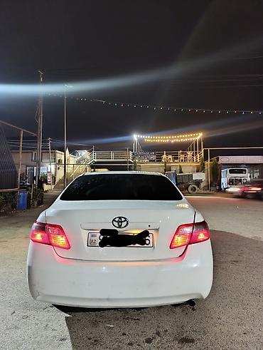 15 diski teker: Toyota Camry: 2.4 l | 2008 il Sedan — 1