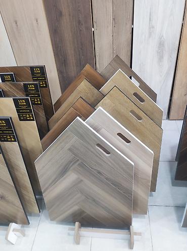ucuz laminant: Məhsul: LUX FLOOR laminat döşəmə panelləri - Taxta teksturalı — 1