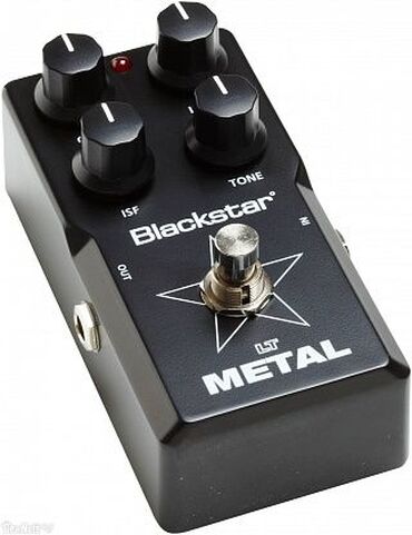 Pianolar: Blackstar distortion pedalı. Çox əla vəziyyətdədir. Demək olar ki