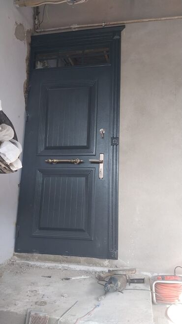 Pilləkən məhəccərləri: Demir qaplar her nov darvazalar rasotkalar pililalar navesler bistka — 19