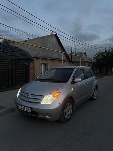 Toyota: Toyota Ist: 2003 г., 1.3 л, Автомат, Бензин, Хэтчбэк — 2