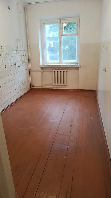 ак кеме старый аэропорт: 3 комнаты, 60 м², 1 этаж, Старый ремонт — 1