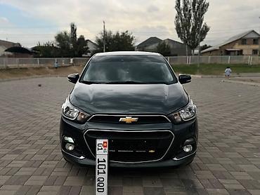 Chevrolet Spark: 2017 г., 1 л, Вариатор, Бензин, Хэтчбэк