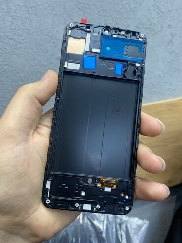 Telefon ekranları: Samsung A50 Samsung A30 ekrani Yeni oled ekrandır keyfiyyətlidir